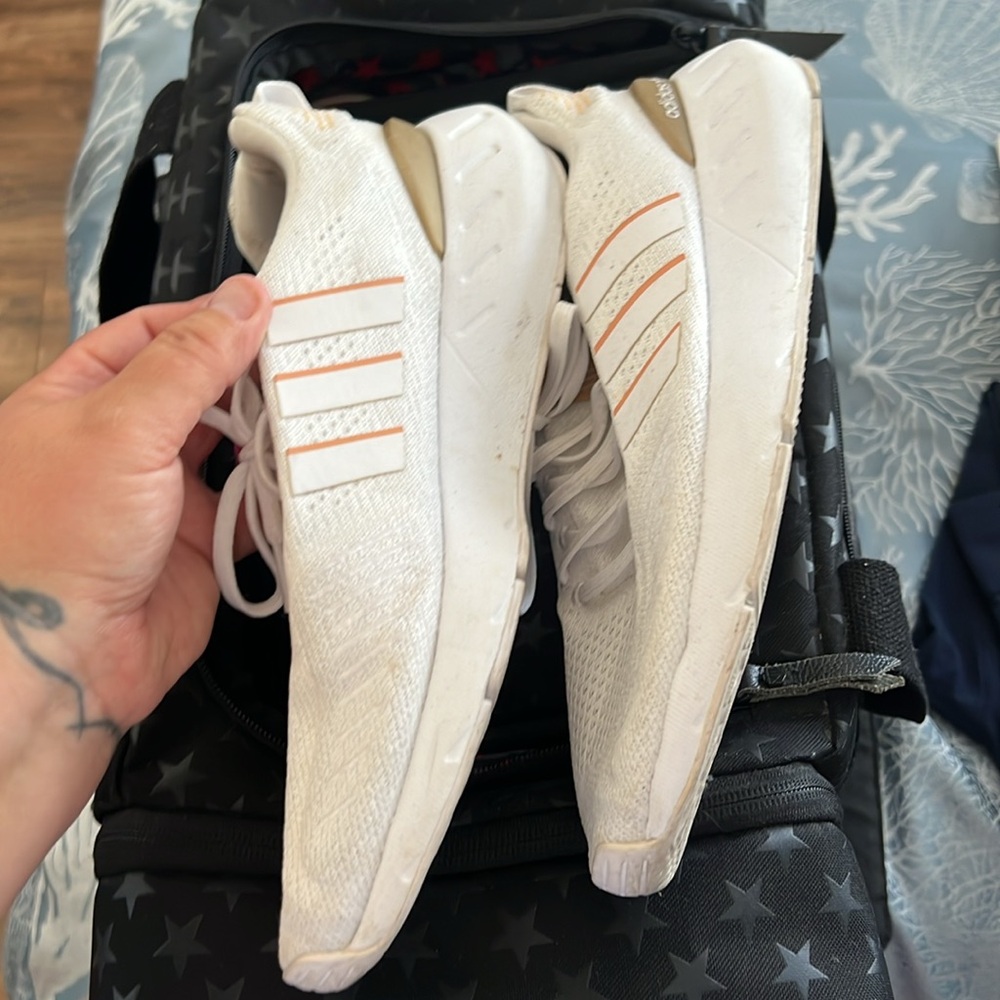 Adidas ladies, 20$!!! - Picture 2 of 4